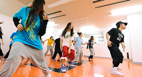 未経験の学生も歓迎のダンススクール